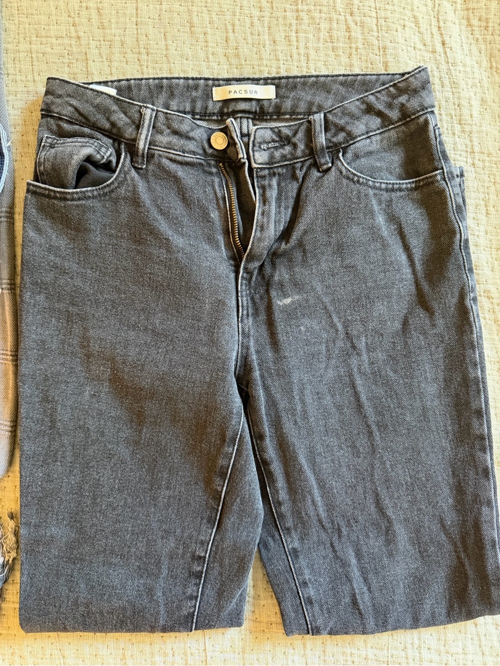 PacSun High-Rise Mom Jeans in Washed Charcoal